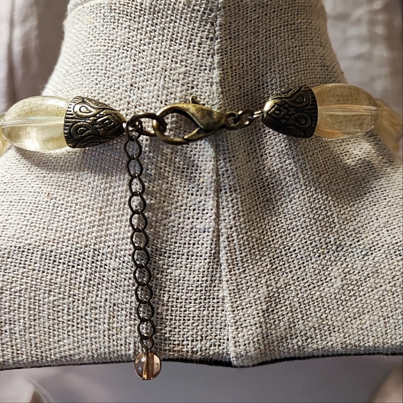 Huge Faceted Cherry Red Transparent Gold Micro Glitter Beaded Vintage Necklace - Picture 4 of 11